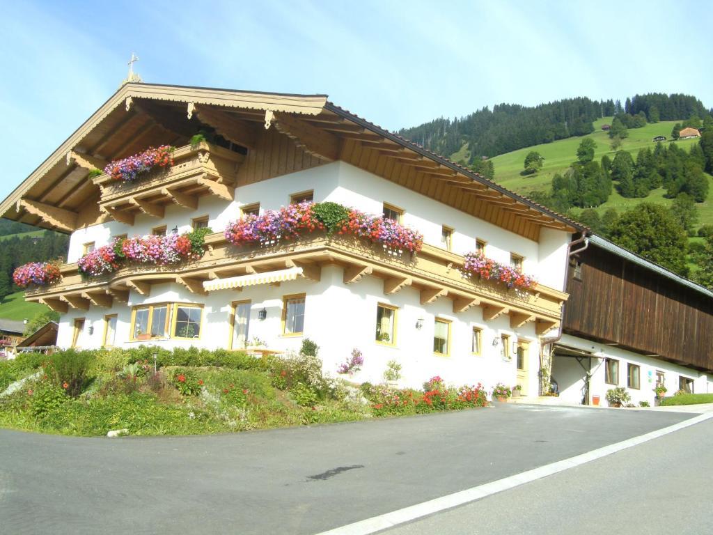 Bauernhof Hundbichl Villa Brixen im Thale Bagian luar foto